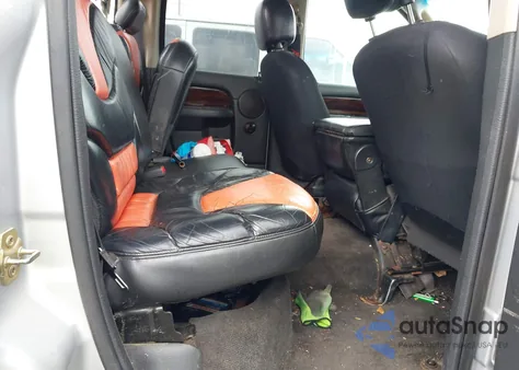 2005 Dodge Ram 1500 Slt/Laramie z USA, uszkodzony, nr VIN 1D7HA18D05J535589